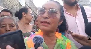 El presidente municipal de Pilcaya Guerrero Fernando Ávila Zagal, entregó  el Plan de Desarrollo Municipal al Director de la Mesa Directiva del H.  Congreso del Estado de Guerrero, Diputado Jesús Parra García,