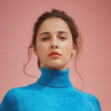 Naomi Scott的音乐主页