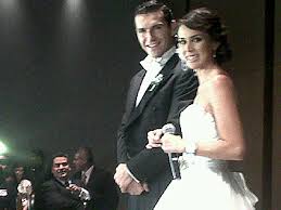 © instagram/mft07 jacky bracamontes y su esposo, martín fuentes, celebraron su aniversario de bodas en australia y nueva zelanda. Jacky Bracamontes Y Martin Fuentes Se Casaron Por La Iglesia People En Espanol