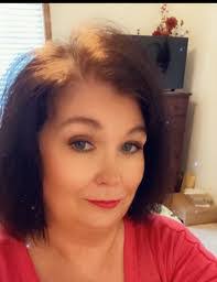 Ann Mcmullen's Instagram, Twitter & Facebook