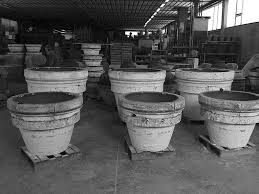 Versatility of solutions that recall history. Wandamphore Galestro 059 Vase Aus Tonerde