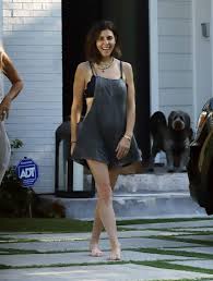 To the audience, sigler is perhaps best known for her role in a crime drama series the sopranos, where she portrayed the character of meadow soprano, a daughter of tony and carmela soprano played by james gandolfini. Jamie Lynn Sigler Bio Facts Latest Photos And Videos Gotceleb