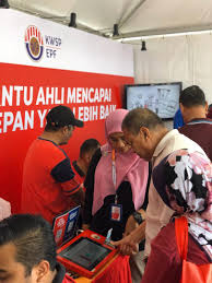 07 dis 2019 anda boleh membuat sekali sahaja pengeluaran sebahagian ataupun kesemua simpanan akaun 2 apabila mencapai umur 50 tahun untuk digunakan sebagai persediaan untuk persaraan anda. Pengeluaran Penuh Kwsp Kekal Umur 55 Tahun Hr Hub