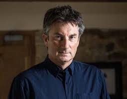 Robert Lockyer's Instagram, Twitter & Facebook