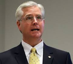 What do Alabama's state senators do for a living?