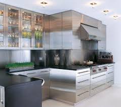 Don't confuse a traditional kitchen with old world or country. Goldenhome Cabinetry On Twitter Here Is A Great Article Read On What S Tending In Kitchen Bath Design At Https T Co Mtzexrvwth We Are Able To Offer Popular Designs Like Traditional Or Modern In