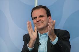 Marido da cristine, pai do bernardo e da isabela. Justica Bloqueia Bens Do Ex Prefeito Do Rio Eduardo Paes E De Empresas De Onibus Sintram