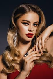 Hi ya'll! I am a photographer coming home to visit in October, and am  looking to do some styled photo shoots! I am looking for for spots that  give off this type