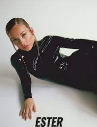 Ester expósito was born on january 26, 2000 in madrid, spain. Ester Exposito Elle Mexico September 2020 Issue Celebmafia