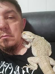 What are tips to stay motivated during military service?