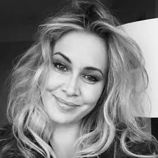 1,823 likes · 8 talking about this. Pin Van Dose Of Anouk Anouk Lyrics Op Faces Zangeressen Bijzondere Mensen Zangers