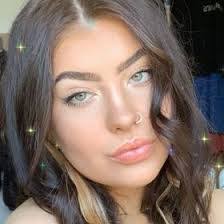 Eve Garner's Instagram, Twitter & Facebook