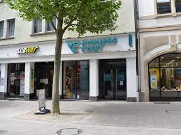 Filiale In Fulda Betroffen Us Handler Foot Locker Schliesst Kette Runners Point Fulda