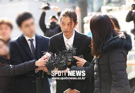 His father was an international businessman who traveled to many countries for his business. Jung Joon Young Apologizes To The Public For Sex Tape Scandal Hancinema The Korean Movie And Drama Database