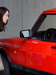 Drive my car (japanisch ドライブ・マイ・カー doraibu mai kā) ist ein japanischer spielfilm von ryūsuke hamaguchi aus dem jahr 2021. Drive My Car Reviewed A Murakami Adaptation About Sex Lies And Art The New Yorker