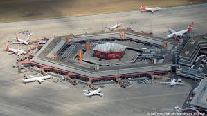 Definition, rechtschreibung, synonyme und grammatik von 'teppich' auf duden online nachschlagen. Architekt Gerkan Konzept Von Tegel Funktioniert Nicht Mehr Kunst Dw 05 11 2020