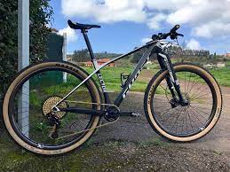 dean lucas intense m16c is pure carbon fiber excess bike check pinkbike bicycle mountain bike mtb bike mountain downhill bike