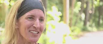 Kelly Hassell's Instagram, Twitter & Facebook