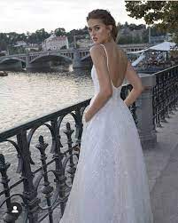 Minimal Wedding Dresses Trunk Show Helena Kolan Extended To 10 31 20 Liza Ray Bridal Showroom Ny Minimal Wedding Dress Stylish Wedding Dresses Bridal Showroom
