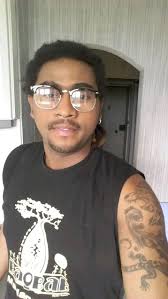 Zahay mitaky fiboahany Frère ty