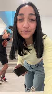 Elise Koehler's Instagram, Twitter & Facebook