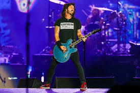This spring, american rock band foo fighters toured the us, playing in the garages of diehard fans. Dave Grohl Says Canceling Foo Fighters Shows Was An Easy Decision