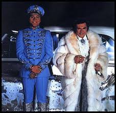Liberace was bestowed with many awards during his lifetime including: Liberace Tragic Hollywood Beautiful Glamorous And Dead ÙÙŠØ³Ø¨ÙˆÙƒ