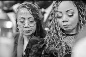 Apostle Naomi McCowan! A beast!(A “beast”meaning IMMEASURABLE  abilities,power and knowledge)RIP MOMMIE