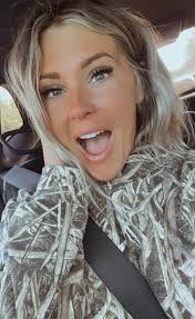 YALLLL WHOS READY FOR A SALE?!‼️‼️‼️ EXTRA EASTER SAVINGS TOO! 👀👀👀🐰