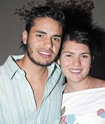 Mariana Padilla's Instagram, Twitter & Facebook