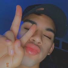 alyssa estes ☀ (@LyssaNichole120)