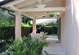 L'appartamento ha una stanza da letto, un bagno e una piccola cucina e si affaccia sul giardino della casa dove gli ospiti possono mangiare, parcheggiare le biciclette e rilassarsi. Affitti Marina Di Pietrasanta Affitti Estivi By Radicchi Servizi Immobiliari