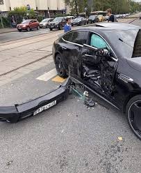 Selection Auto Mercedes Benz Gt63s Crash Facebook