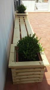 How To Build Garden Bench With Plants Plots Simple Diy Build Diy Outdoor Seating Diy Garden Furniture Outdoor Gardens