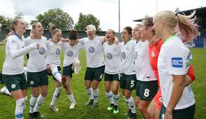 Explore tweets of vfl wolfsburg frauen @vfl_frauen on twitter. Fussball Bundesliga Der Frauen Vfl Wolfsburg Gewinnt Erneut Das Double Sport Tagesspiegel