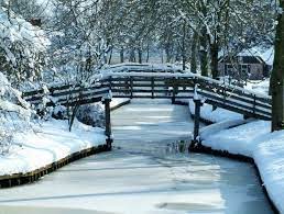 Giethoorn is a very picturesque little village with waterways instead of roads. Giethoorn Village Giethoorn Netherlands Places To Go