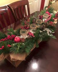 38 Cute Diy Christmas Table Wreath Ideas To Apply Asap Weihnachtsdekoration Schone Weihnachtsdekoration Weihnachten Dekoration