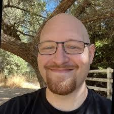 Alysia Lopez's Instagram, Twitter & Facebook