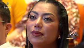 El Presidente Gustavo Petro anunció que hoy inicia su viaje a Japón para  participar en la Feria #ExpoOsaka2025, donde la Macrorrueda Internacional  Colombia, #ElPaísDeLaBelleza, se roba las miradas en ...