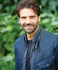 Kaan Urganci Oglu Celebrities Male Turkish Actors Hot Actors