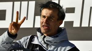 Nicolas Huber trägt beim 10-Kilometer-Lauf fünf verschiedene Kostüme