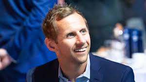 Rob Burrow: Glass half full for Leeds Rhinos icon