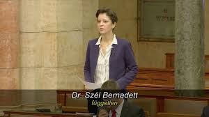 Először az ellenzéki előválasztást kell megnyerje. Szel Bernadett Szel Bernadett Parlamenti Felszolalasa Szerdan Facebook