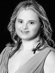 Fernandez, Mazzie, Melvin, Wagner serve as Senior Court Princesses