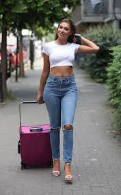 Redandlegs On Twitter In 2020 Zara Mom Jeans Women