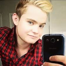 Devon Gill's Instagram, Twitter & Facebook