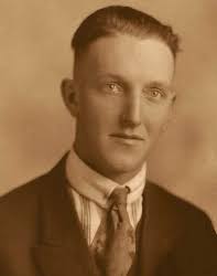 PO2 DARWIN LAWRENCE CLARK