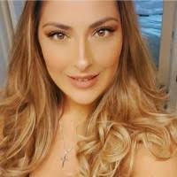 200+ "Parro" profiles