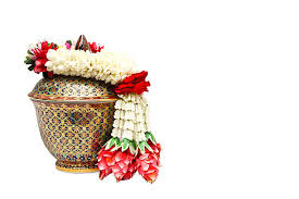 10,572 Thai Floral Garland Stock Photos, Pictures & Royalty-Free Images -  iStock