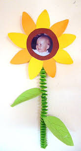 Pin Von Moniimon Auf Kids Muttertag Basteln Sonnenblume Basteln Geschenke Basteln Mit Fotos